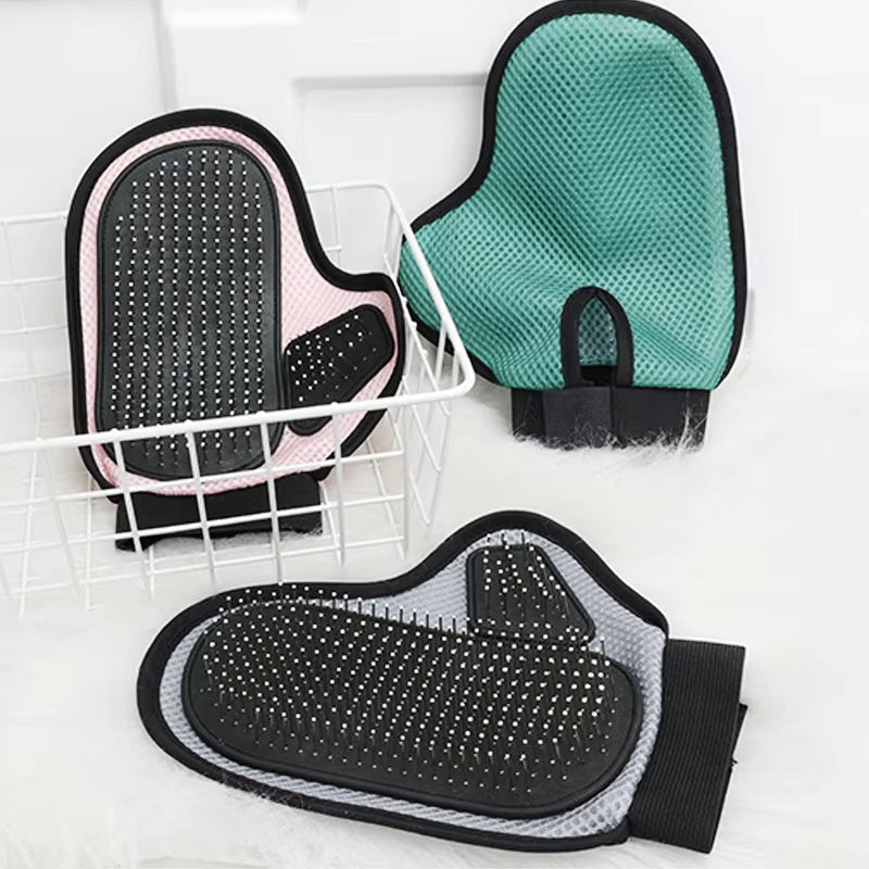 Experience the Joy of Grooming with the Cat Hair Removal Glove