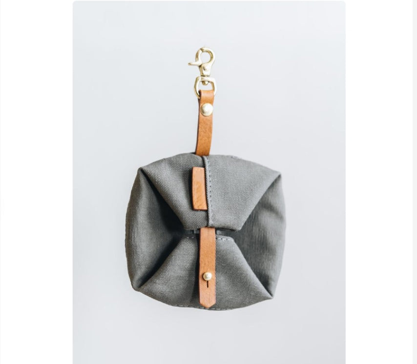 Folding Portable Pet Ration Bag