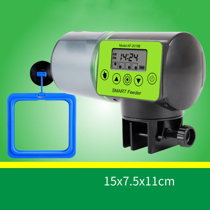 Large capacity fish feeder