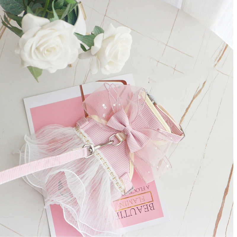 Layers Of Yarn Pet Leash - Drool Depot