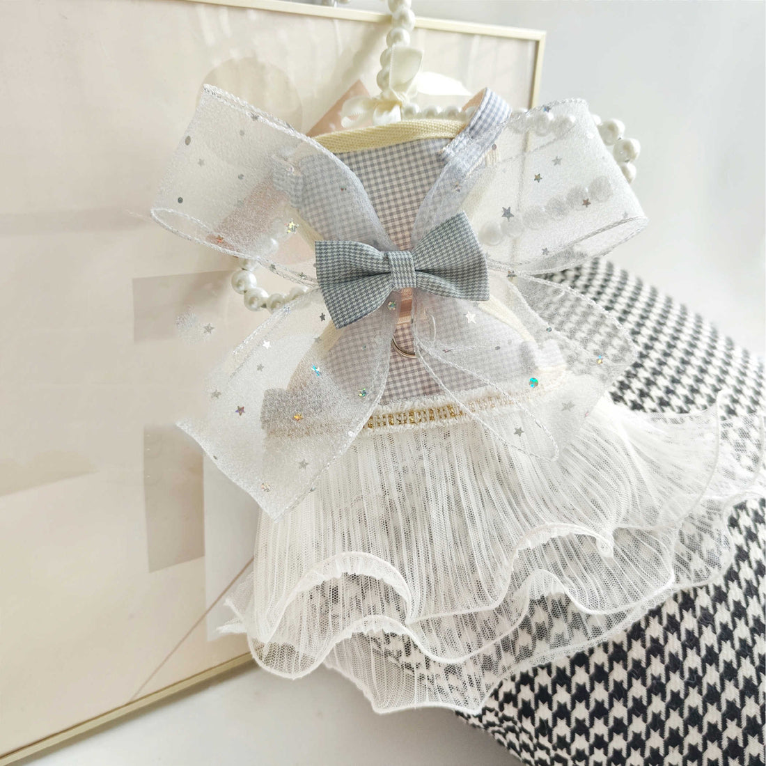 Layers Of Yarn Pet Leash - Drool Depot